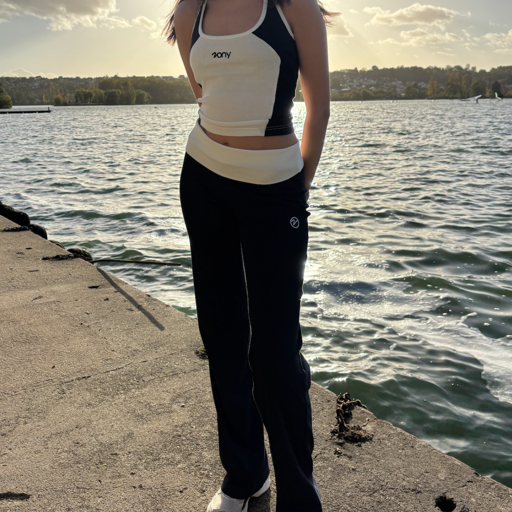 Ensemble de yoga femme ZONY Deep Okinawa : crop top et pantalon flare bleu profond